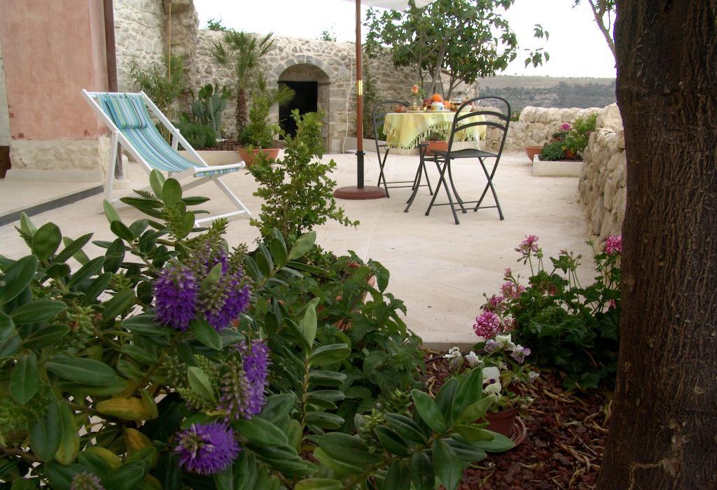Ibla Vacanze Ragusa Luaran gambar