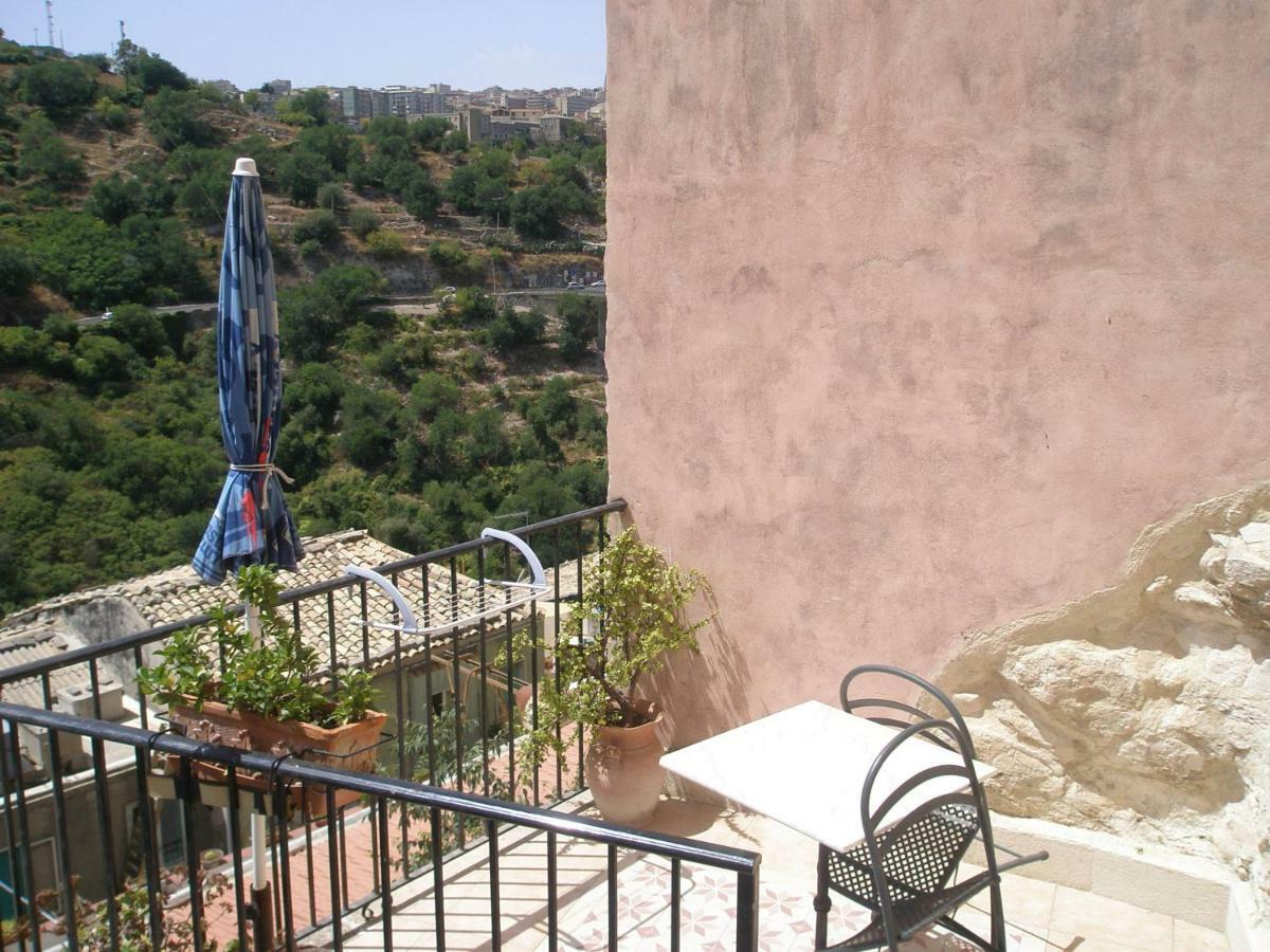 Ibla Vacanze Ragusa Luaran gambar